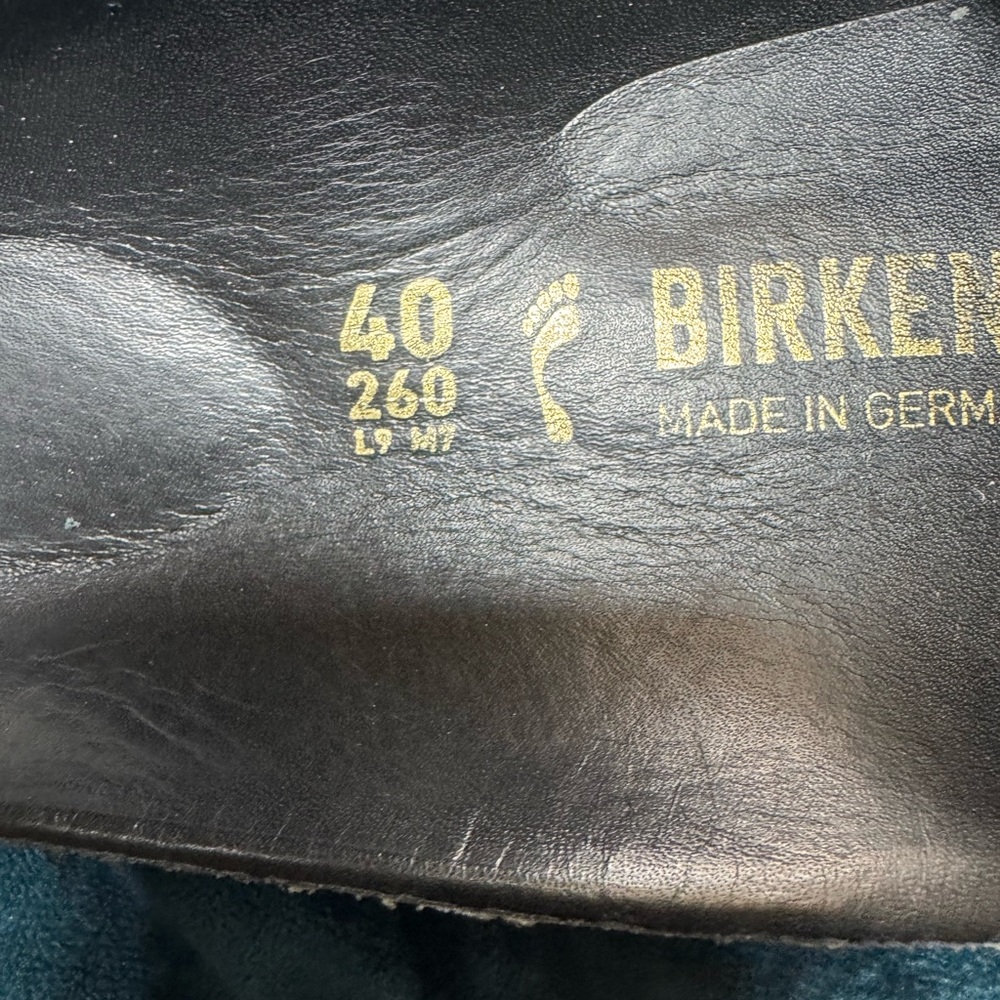 Birkenstock Black Sandals with Gold Bug Buckles size 40 medium/ narrow - Picture 3 of 3